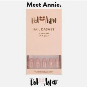 NIB Red Aspen "Annie's at Opening Night" Nails – Long Coffin Rosy Brown